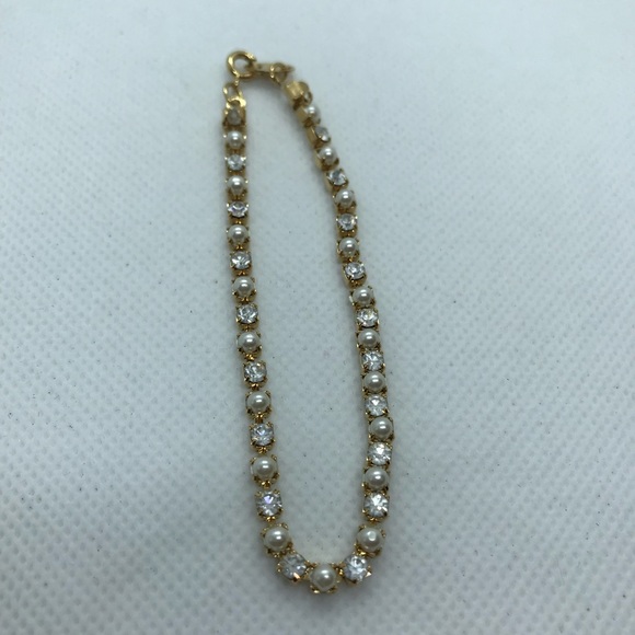 Avon matching set CZ and simulated pearl goldtone bracelet and ring - Picture 4 of 4